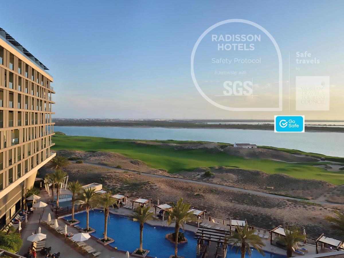 Radisson Blu Hotel, Yas Island Hotel 4*
