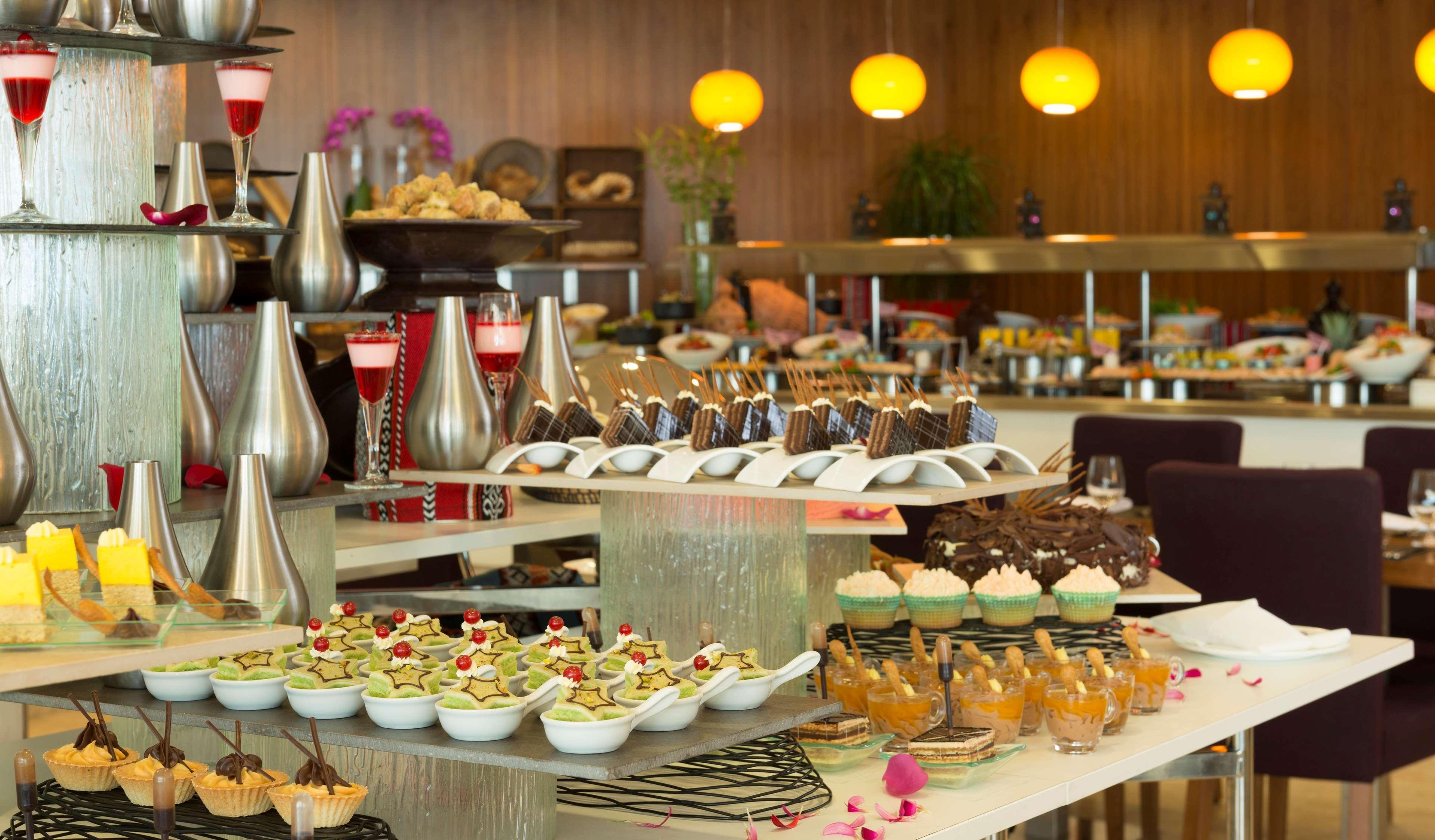Radisson Blu Hotel, Yas Island