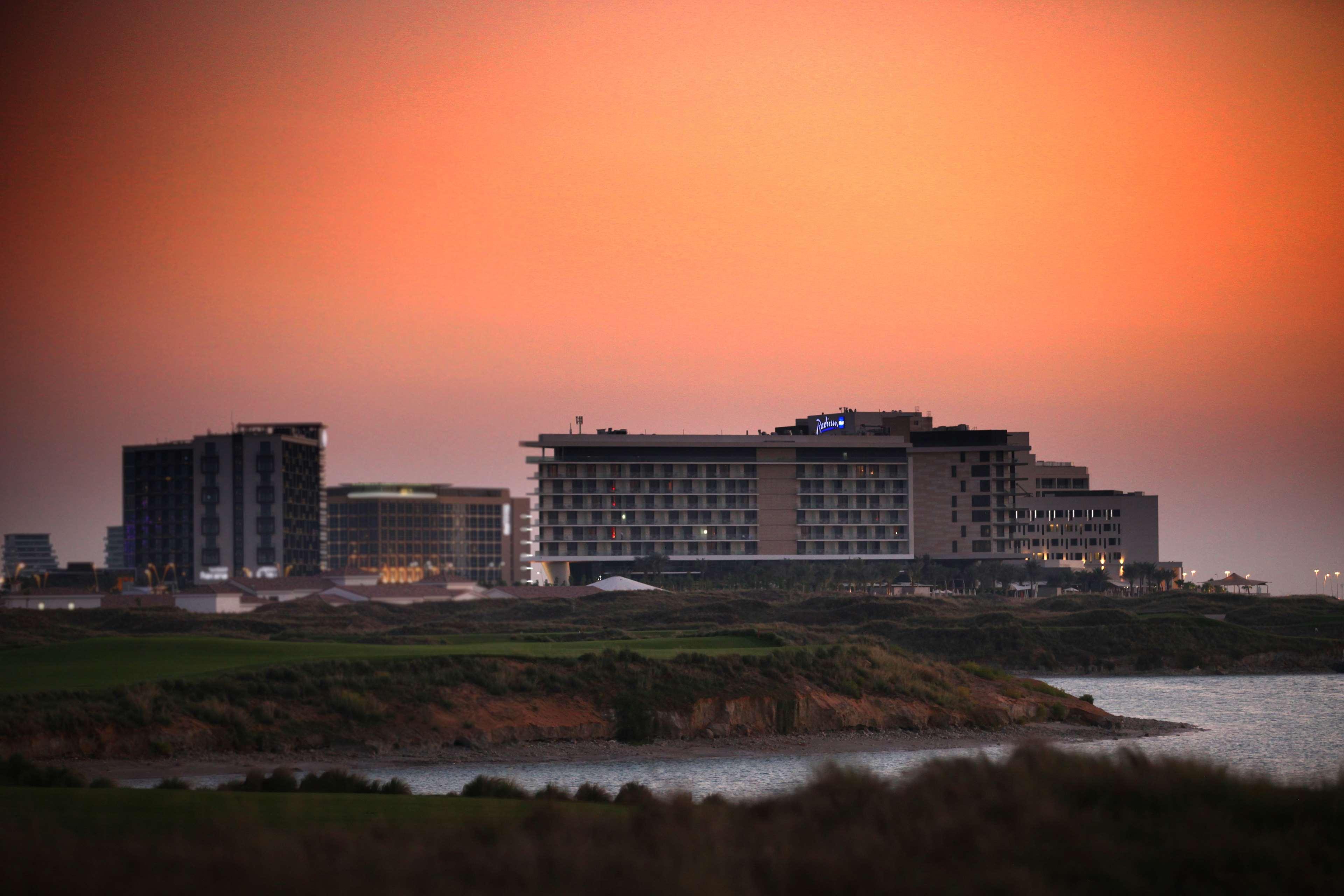 Radisson Blu Hotel, Yas Island