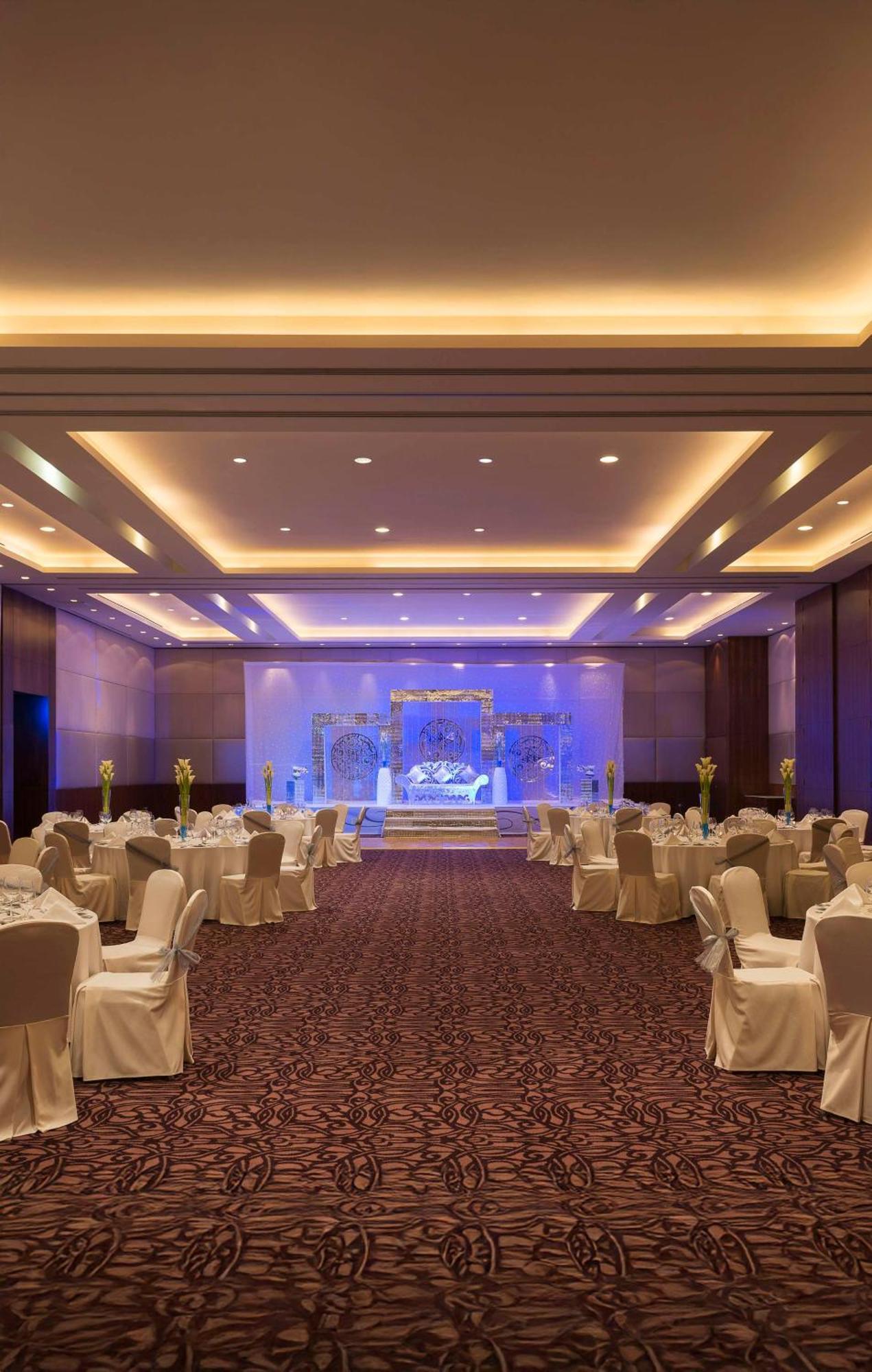 Radisson Blu Hotel, Yas Island Hotel